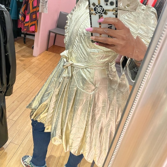 New metallic Samuel dong bubble coat Dress ID number 11668 color light gold - Picture 7 of 7